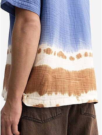 Camisa de manga corta con botones y estampado ombré de giesto