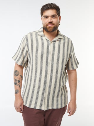 Camisa de manga corta con motivo de rayas