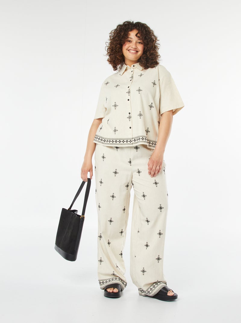 Camisa de manga corta con motivos bordados Beige - Kiabi