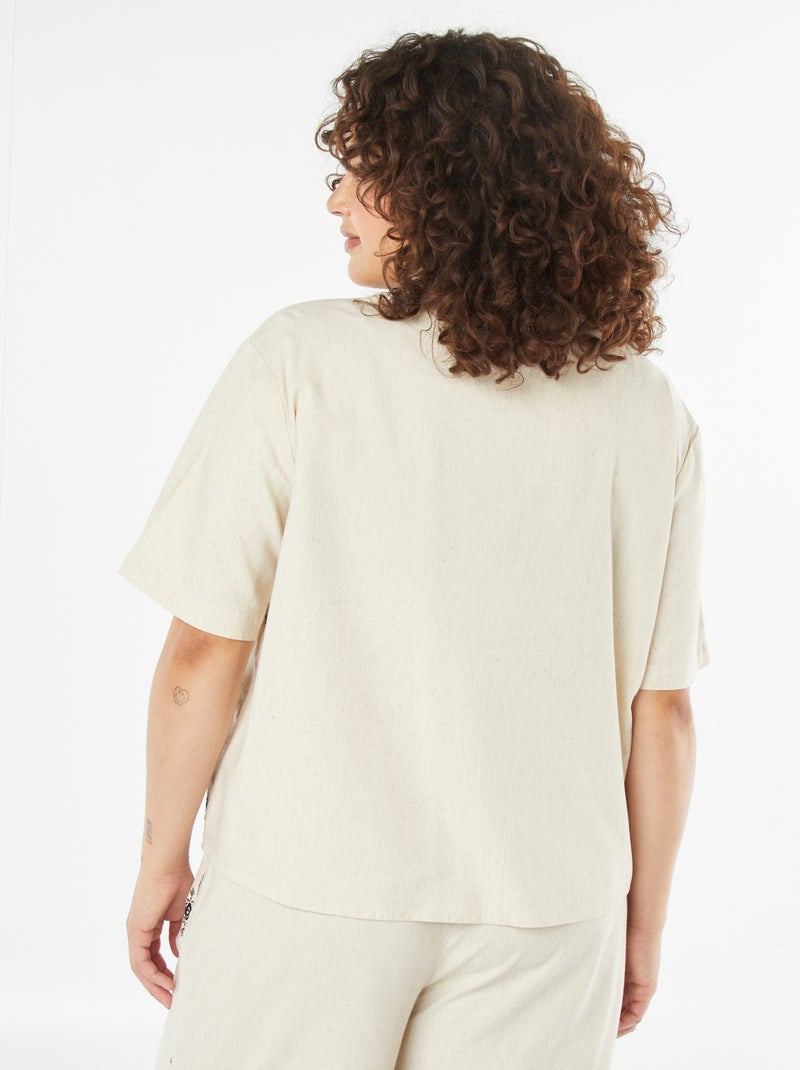 Camisa de manga corta con motivos bordados Beige - Kiabi