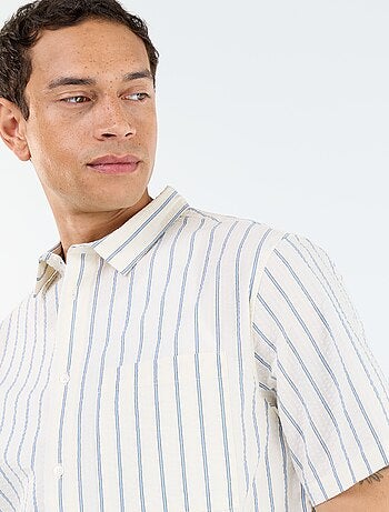 Camisa de manga corta con rayas