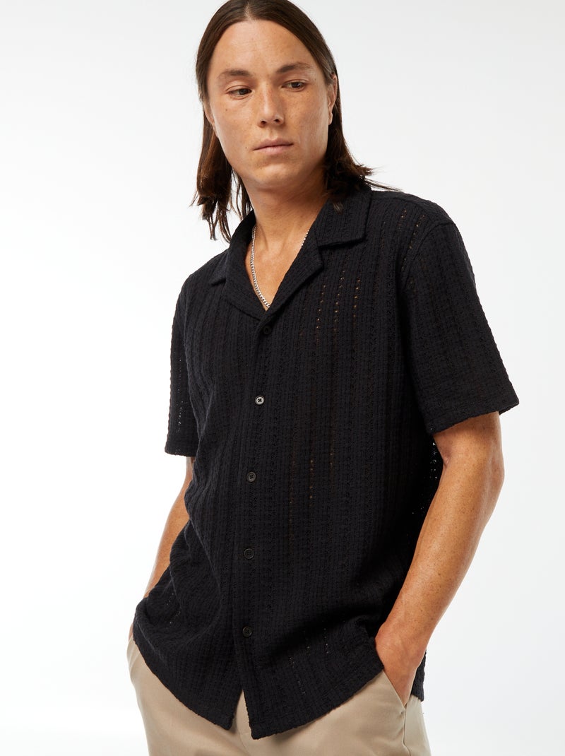Camisa de manga corta de tejido con calados negro - Kiabi
