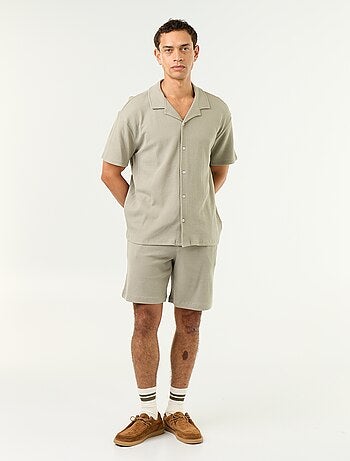 Camisa de manga corta de tejido gofrado