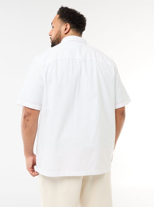 Camisa de manga corta en material crepé - Kiabi