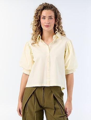Camisa de manga corta tipo globo