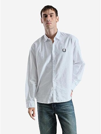 Camisa de manga larga abotonada con bordado giesto