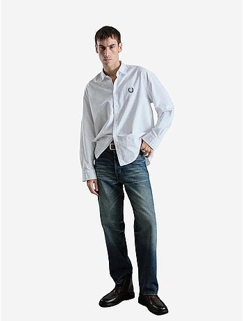 Camisa de manga larga abotonada con bordado giesto