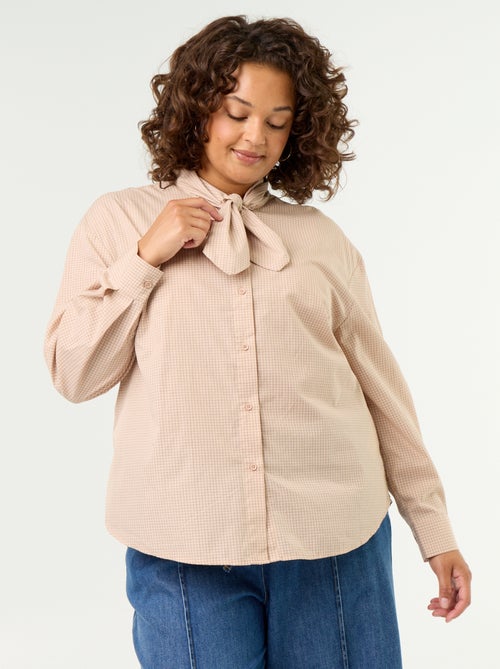 Camisa de manga larga con cuello lavallière - Kiabi Camisa de manga larga con cuello lavallière - Kiabi
