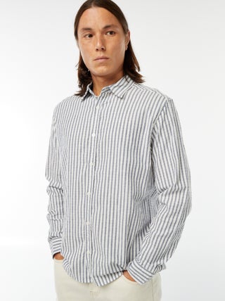 Camisa de manga larga corte cómodo