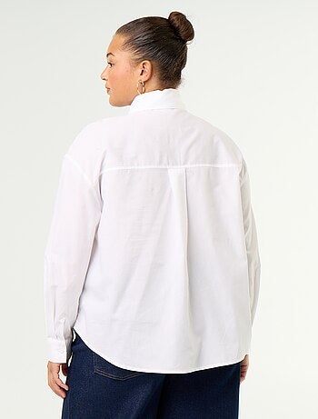 Camisa de manga larga y cuello lavallière