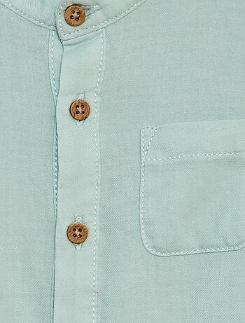 Camisa de material ligero con cuello mao