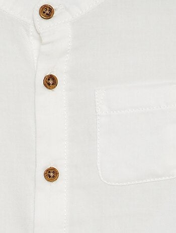 Camisa de material ligero con cuello mao