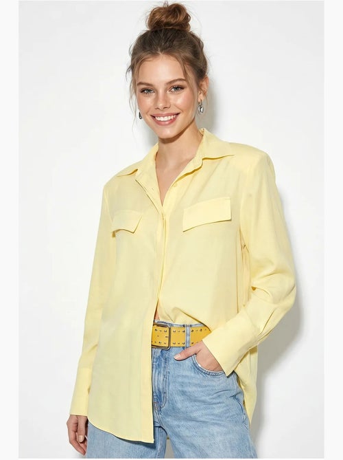 Camisa de mujer de crepé tejido de corte regular lucci - Kiabi Camisa de mujer de crepé tejido de corte regular lucci - Kiabi
