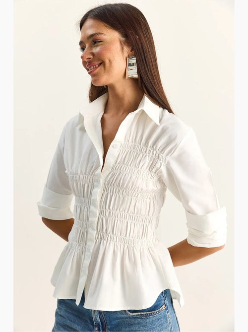Camisa de mujer de popelín de mezcla de algodón de corte regular lucci - Kiabi Camisa de mujer de popelín de mezcla de algodón de corte regular lucci - Kiabi