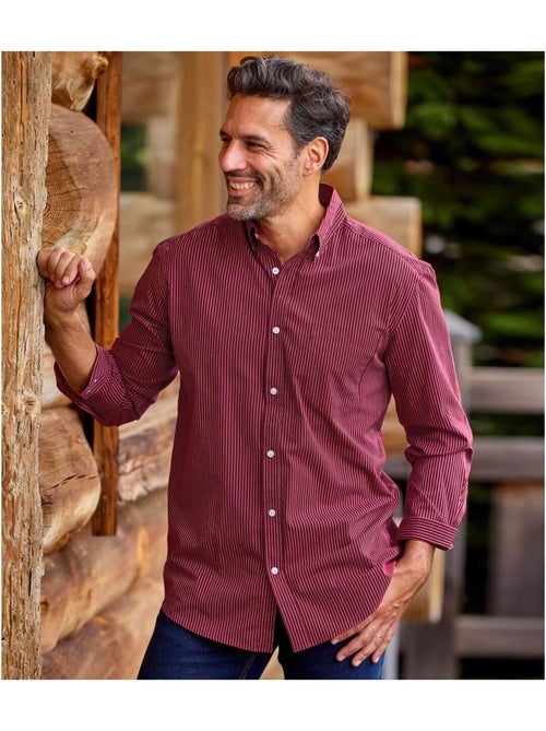 Camisa de popelín de algodón a rayas con cuello abotonado - Kiabi Camisa de popelín de algodón a rayas con cuello abotonado - Kiabi