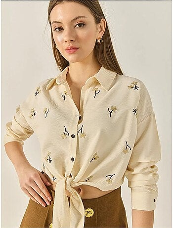 Camisa de popelina bordada con cierre de botones lucci