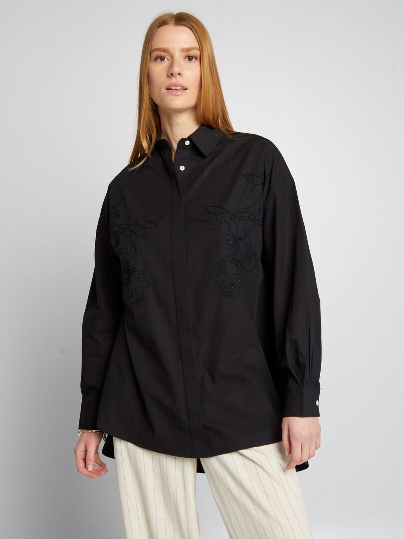 Camisa de popelina con bordados negro - Kiabi