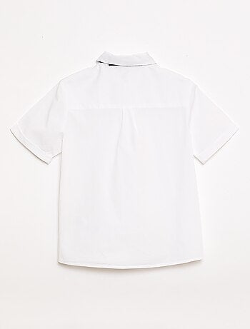 Camisa de popelina con pajarita