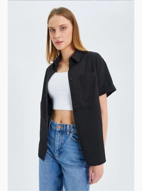 Camisa de popelina slim fit con bolsillo mixray - Kiabi Camisa de popelina slim fit con bolsillo mixray - Kiabi