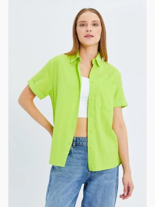 Camisa de popelina slim fit con bolsillo mixray - Kiabi Camisa de popelina slim fit con bolsillo mixray - Kiabi