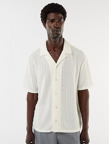 Camisa de punto calado de manga corta