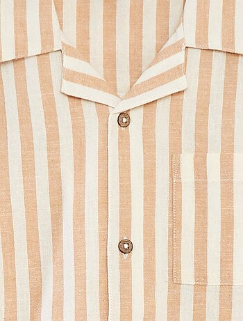 Camisa de rayas de manga corta