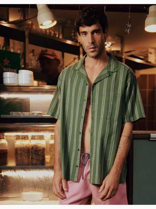Camisa de resort con lino, MO Fashion - Kiabi Camisa de resort con lino, MO Fashion - Kiabi