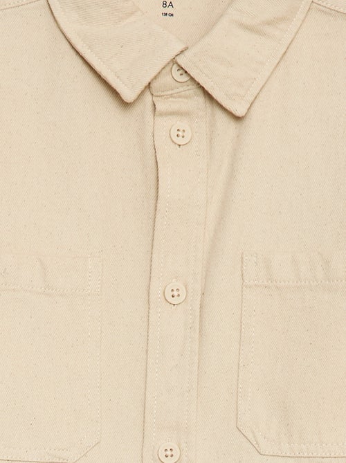 Camisa de twill con 2 bolsillos de parche en el pecho - Kiabi