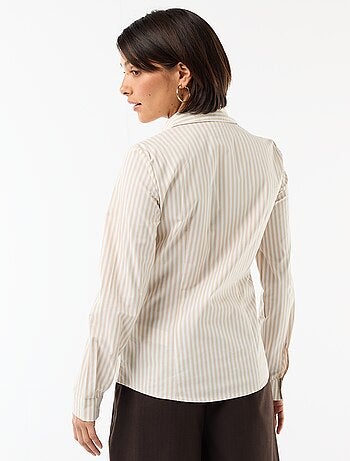 Camisa entallada cuello italiano