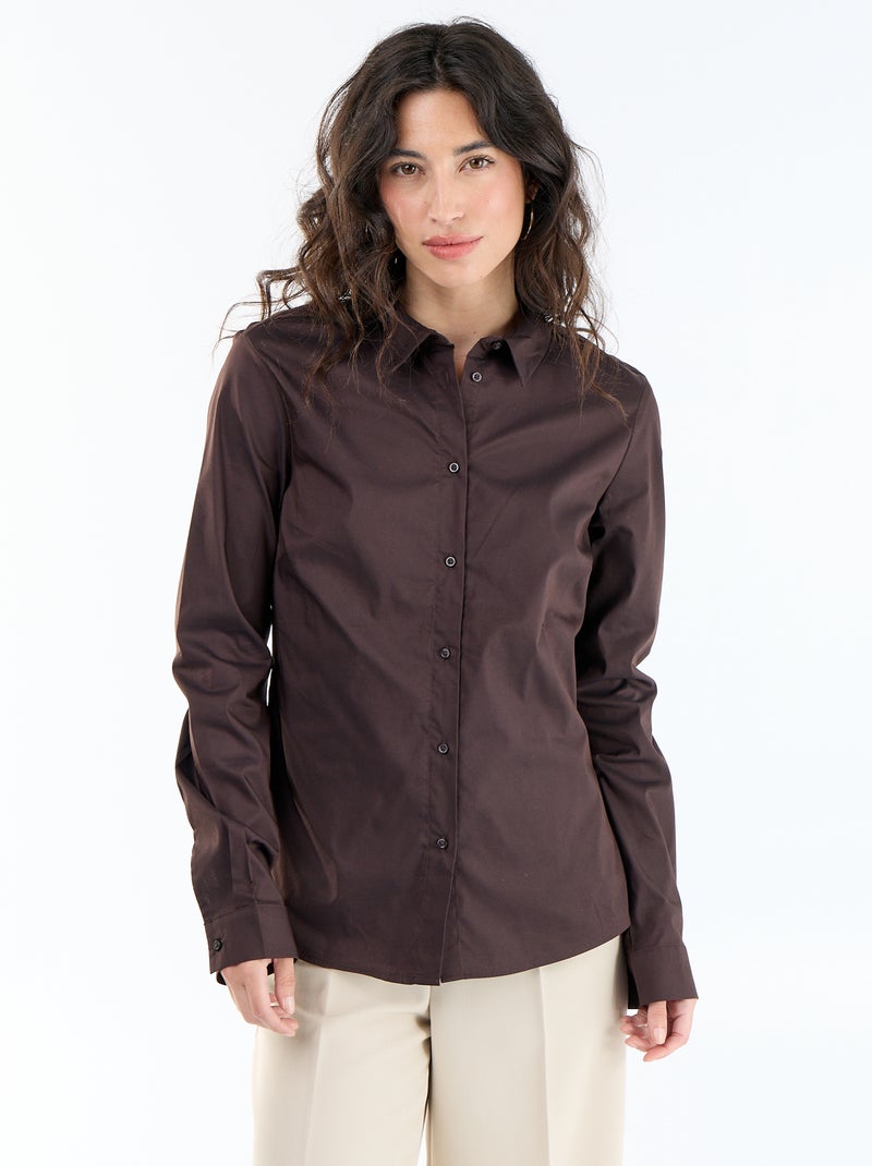 Camisa entallada cuello italiano Marron - Kiabi