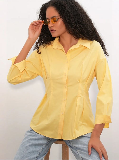 Camisa entallada de popelina con cierre de botones frontal bdart - Kiabi Camisa entallada de popelina con cierre de botones frontal bdart - Kiabi