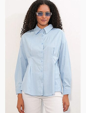 Camisa entallada de popelina con cierre de botones frontal bdart