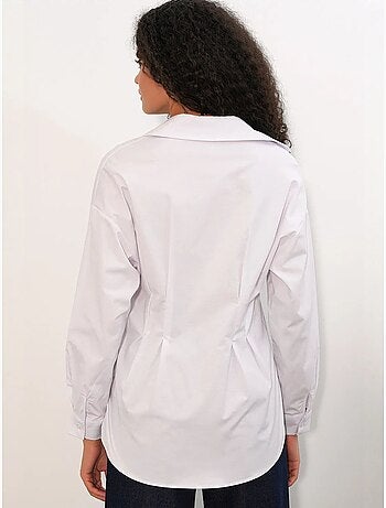 Camisa entallada de popelina con cierre de botones frontal bdart