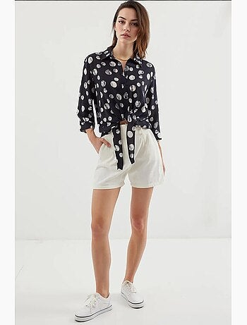 Camisa estampada con lazo delantero bdart