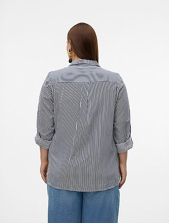 Camisa fluida 'Vero moda curve' con mangas remangables