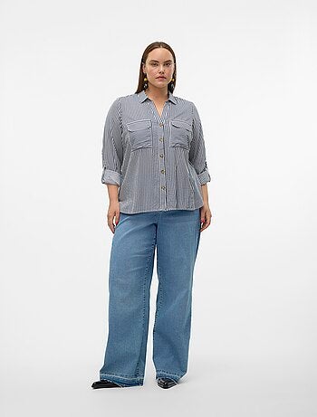 Camisa fluida 'Vero moda curve' con mangas remangables
