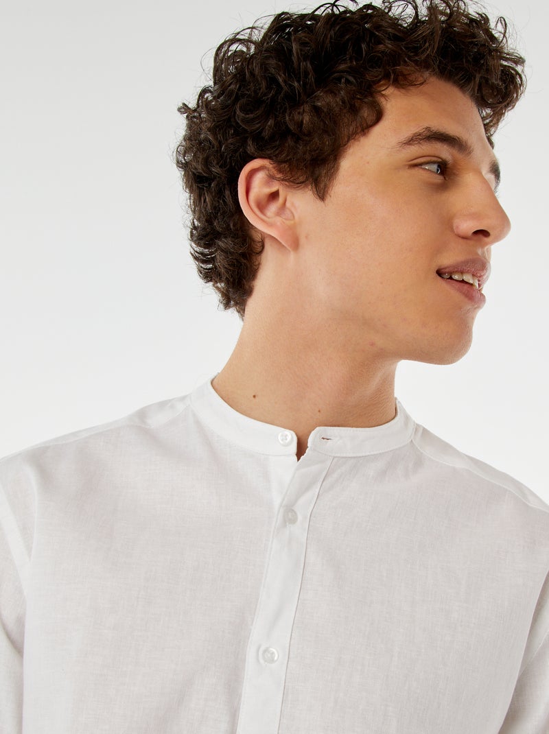 Camisa lisa con cuello mao y manga remangable blanco - Kiabi
