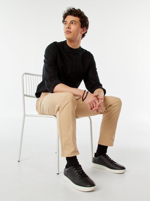 Camisa lisa con cuello mao y manga remangable - Kiabi