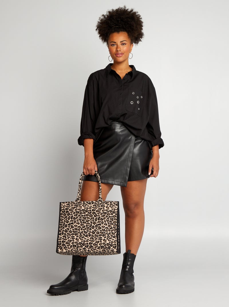 Camisa lisa con ojales de fantasía negro - Kiabi