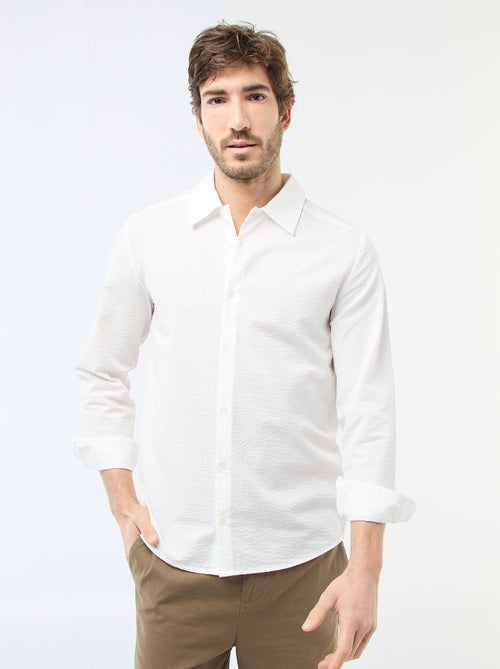 Camisa lisa con textura gofrada - Kiabi