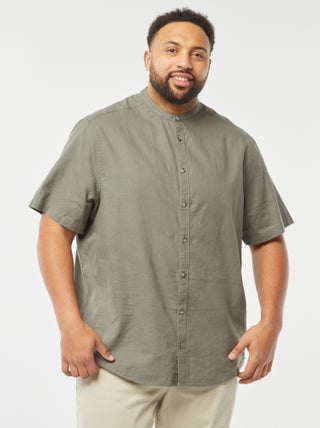 Camisa lisa de manga corta de mezcla de lino