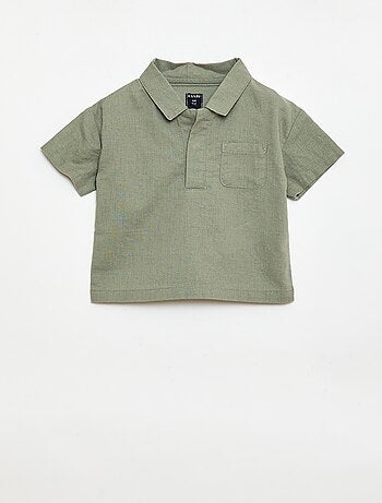 Camisa lisa de manga corta