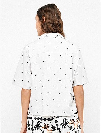 Camisa manga corta estampado tropical con algodón