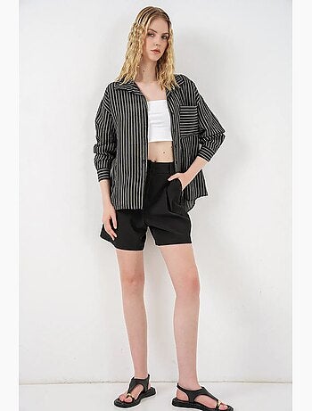 Camisa oversize a rayas con cierre de botones delantero bdart