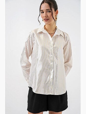 Camisa oversize con estampado abstracto y cierre de botones frontal bdart
