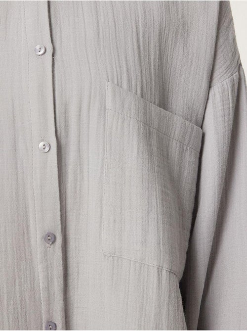 Camisa oversize de algodón texturizado con bolsillo istanbul - Kiabi Camisa oversize de algodón texturizado con bolsillo istanbul - Kiabi