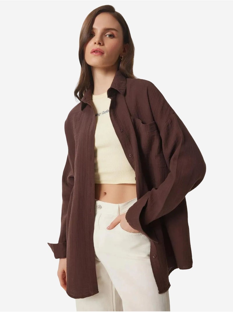 Camisa oversize de algodón texturizado con bolsillo istanbul Marrón chocolate - Kiabi