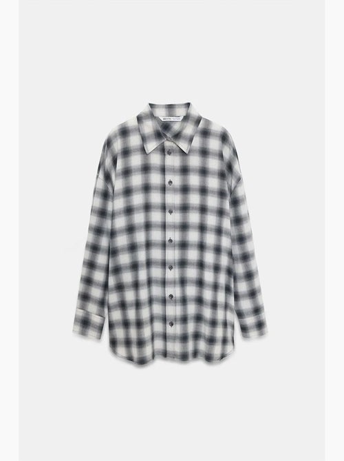 Camisa oversize de cuadros de manga larga dilvin - Kiabi Camisa oversize de cuadros de manga larga dilvin - Kiabi
