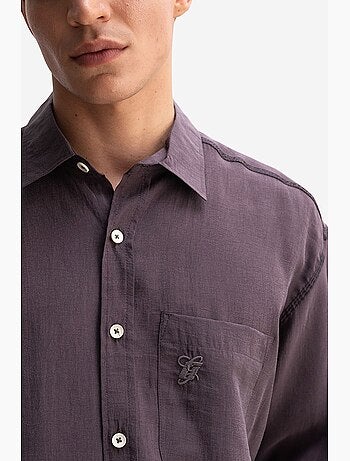 Camisa oversize de hombre de manga larga con bolsillo giesto
