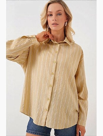 Camisa oversize texturizada de rayas con cierre de botones bdart